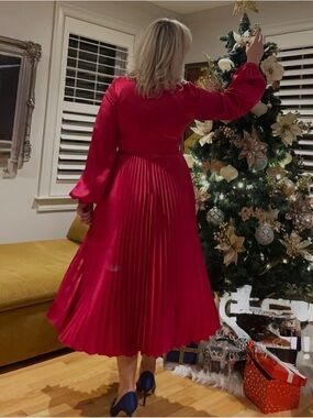 Monique Lhuillier Pink Textured Midi Dress